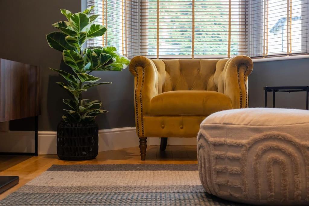 Hereford - Clifton Villa - Beautifully Presented House Located A Short Walk From City Centre - Sleeps 6 Guests - Perfect For Exploring Hereford - Hosted By Rentmyhouse מראה חיצוני תמונה